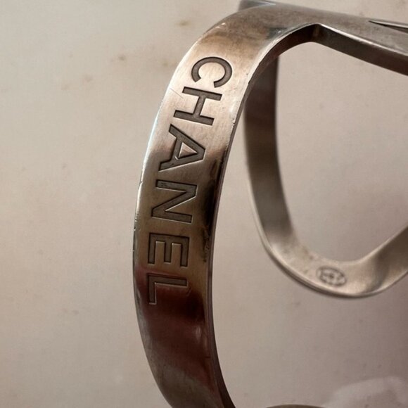 CHANEL Silver Bracelet - Picture 3 of 5